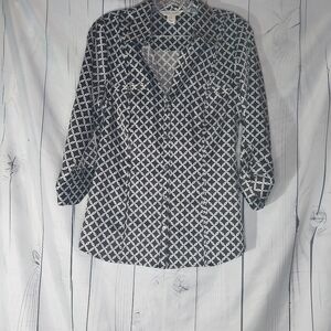 White House Black Market Black and White Patterned Women's Button Up Blouse